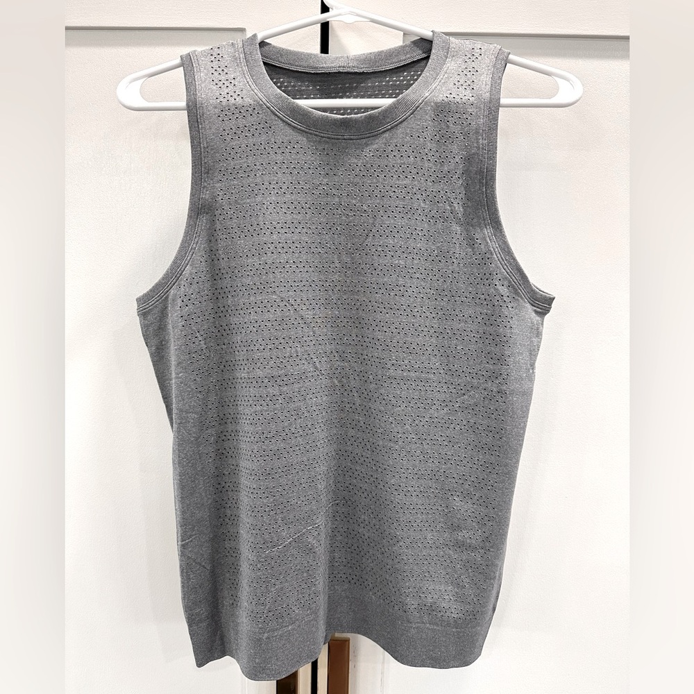 LULULEMON Athletica Breeze By Muscle Tank - Picture 2 of 3